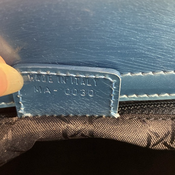 Christian Dior Maris Pearl Logo Patent Leather Handbag - Picture 12 of 17